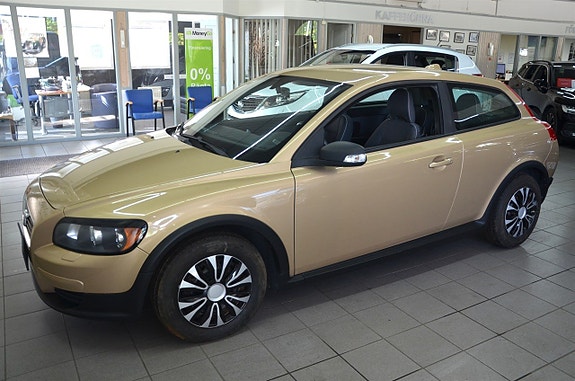 Volvo C30 4 of 11