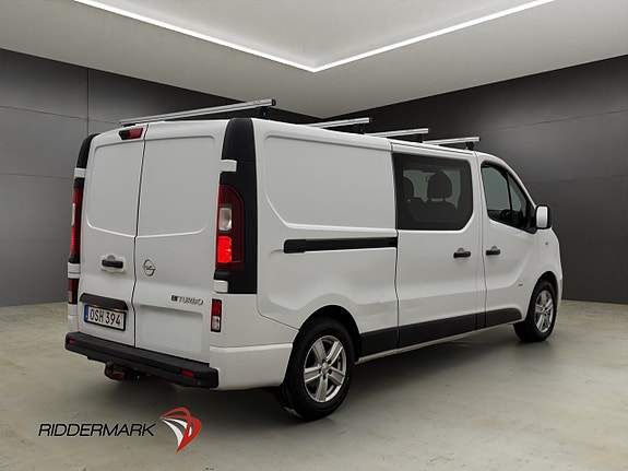 Opel Vivaro 9 of 28
