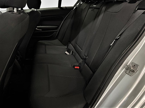 BMW 118d 19 of 24