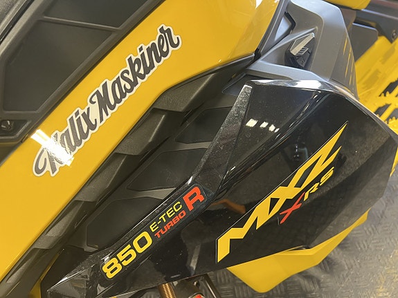 Ski-Doo MXZ X-RS Competition 850 E-TEC Turbo R Momsad 8 of 9