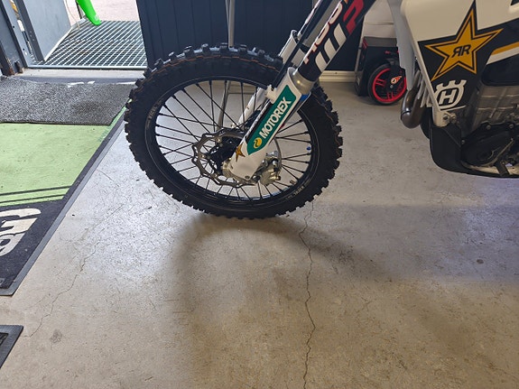 Husqvarna FC 450  Rockstar Factory Edition 7 of 10