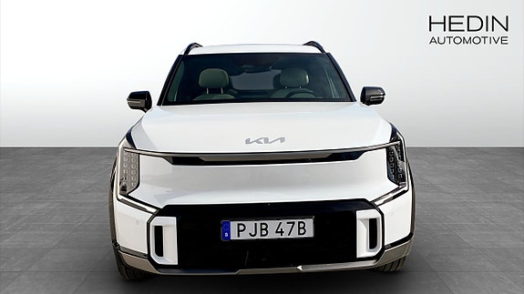Kia EV9 8 of 13
