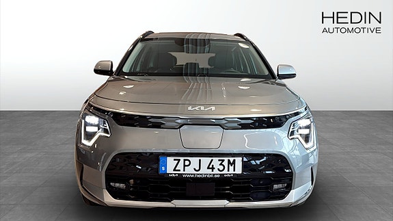 Kia e-Niro 2 of 5