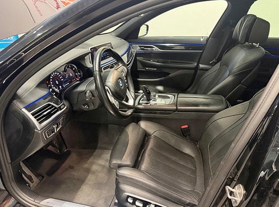 BMW 730 15 of 30
