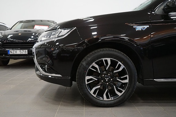 Mitsubishi Outlander 8 of 25