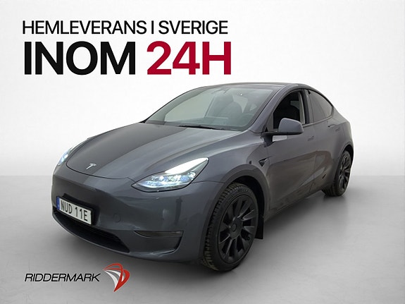 Tesla Model Y 4 of 30