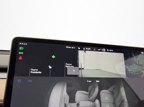 Tesla Model Y 24 of 30