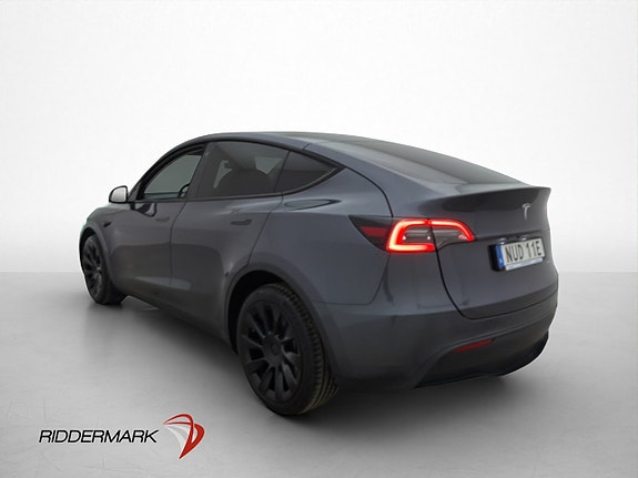 Tesla Model Y 5 of 5