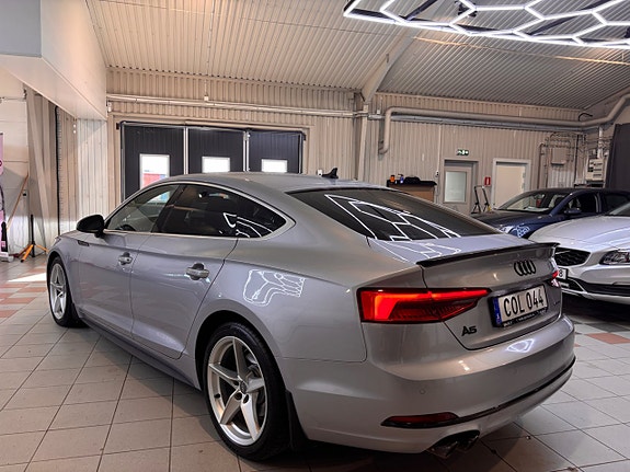 Audi A5 8 of 26