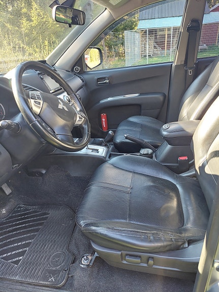Mitsubishi L200 6 of 9