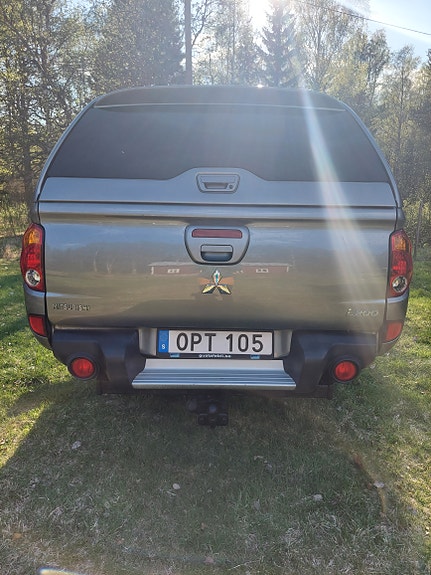 Mitsubishi L200 3 of 9
