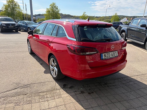 Opel Astra 4 of 5