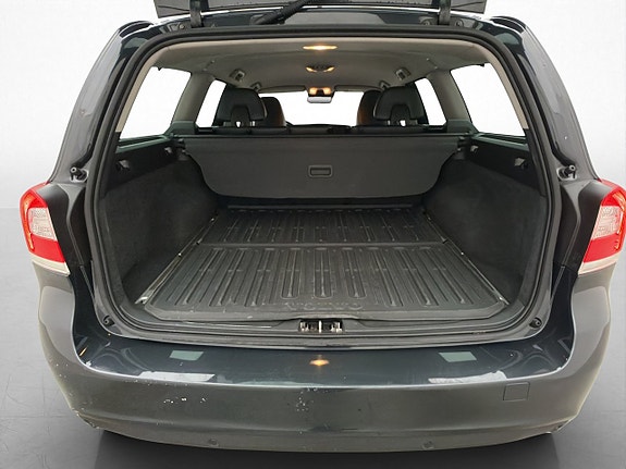 Volvo V70 28 of 30