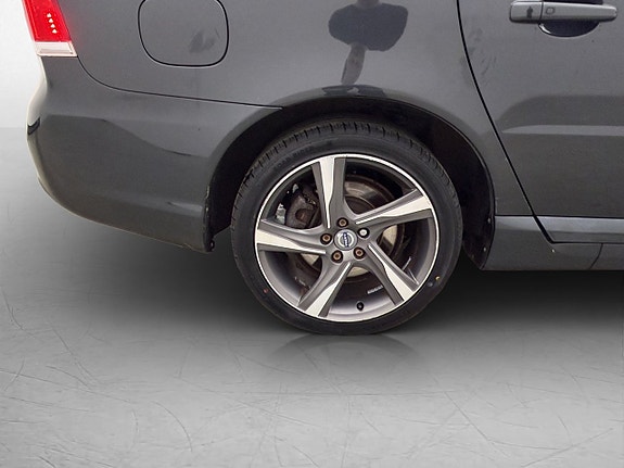 Volvo V70 30 of 30