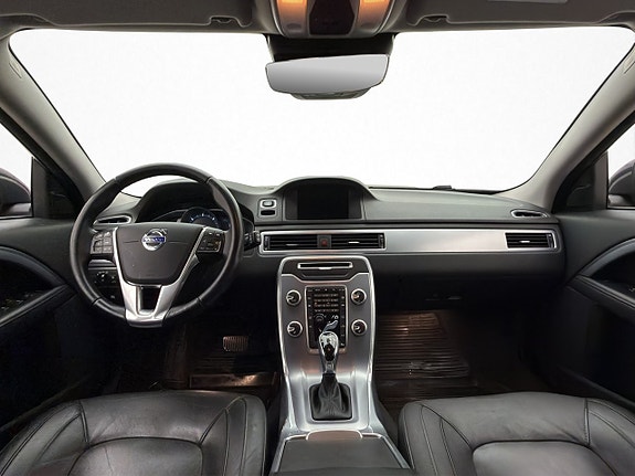 Volvo V70 12 of 30