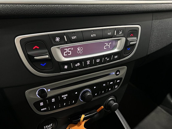 Renault Megane 19 of 27