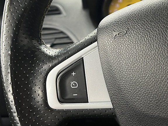 Renault Megane 15 of 27