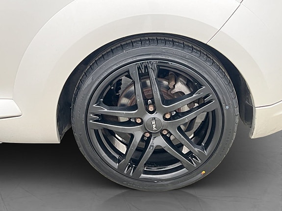 Renault Megane 26 of 27