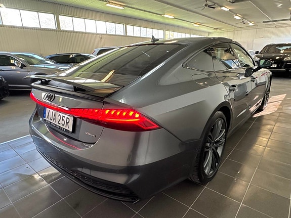 Audi A7 5 of 5