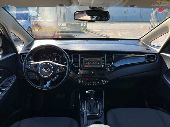Kia Carens 5 of 5