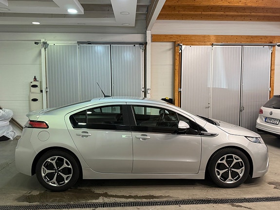 Opel Ampera 20 of 25