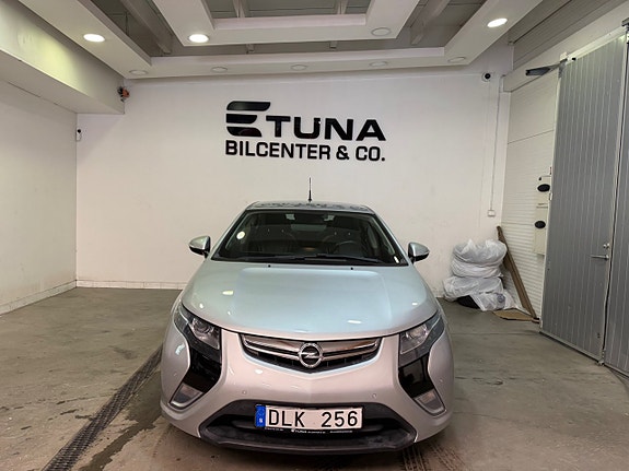 Opel Ampera 2 of 5
