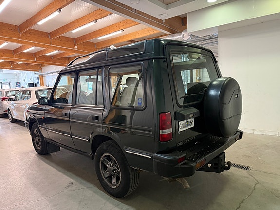 Land Rover Discovery 5 11 of 17