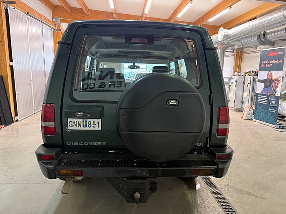 Land Rover Discovery 5 13 of 17