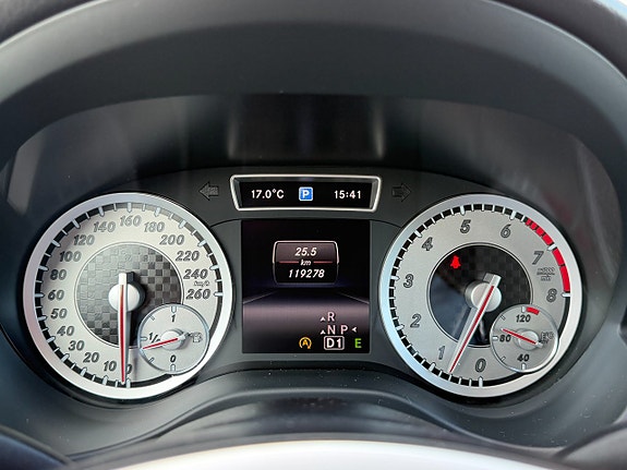 Mercedes-Benz A180 9 of 19