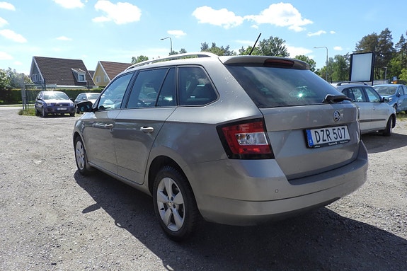 Skoda Fabia 3 of 5