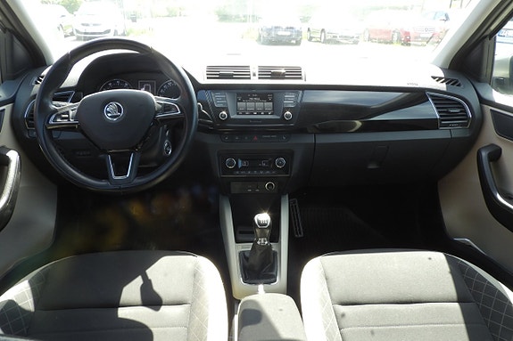 Skoda Fabia 14 of 17