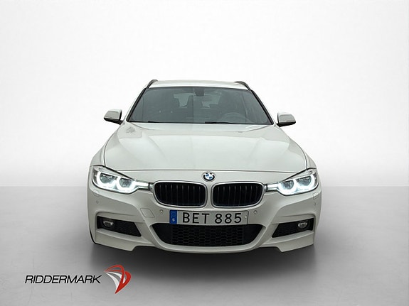 BMW 320 2 of 5