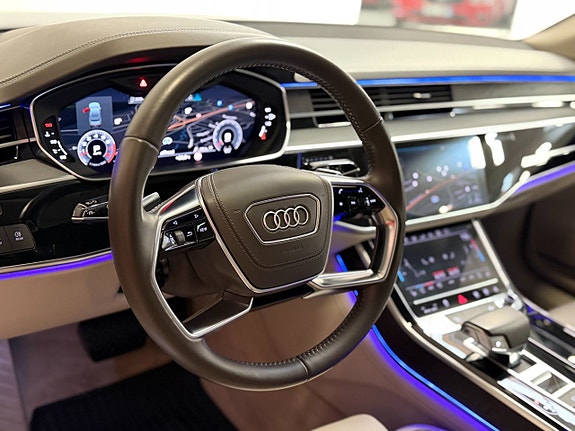 Audi A8 9 of 26