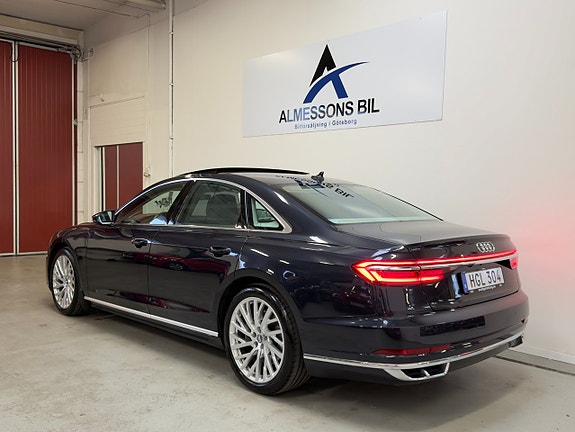 Audi A8 6 of 26