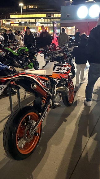 KTM 125 exc 2 of 5