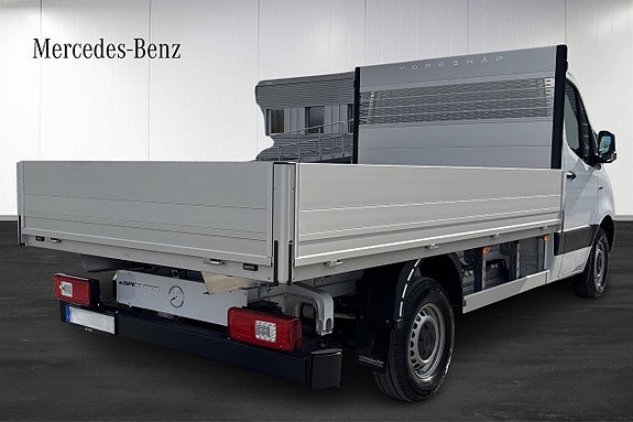 Mercedes-Benz eSprinter 420 4 of 16