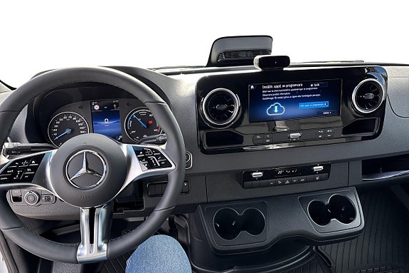 Mercedes-Benz eSprinter 420 8 of 16