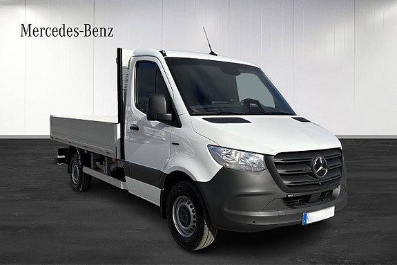 Mercedes-Benz eSprinter 420 2 of 16