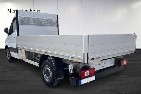 Mercedes-Benz eSprinter 420 3 of 16