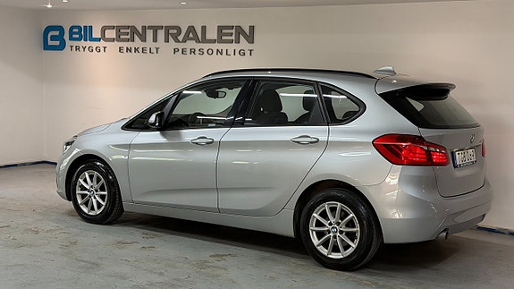 BMW 216d 5 of 5