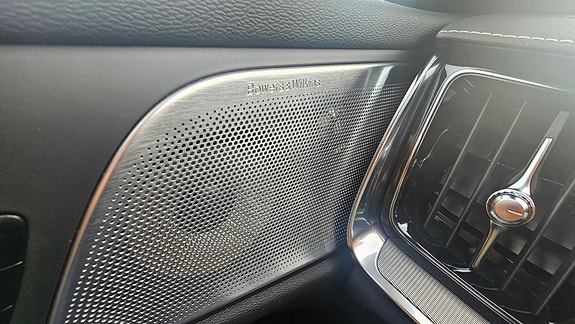 Volvo V60 11 of 13