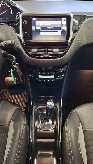 Peugeot 2008 23 of 23