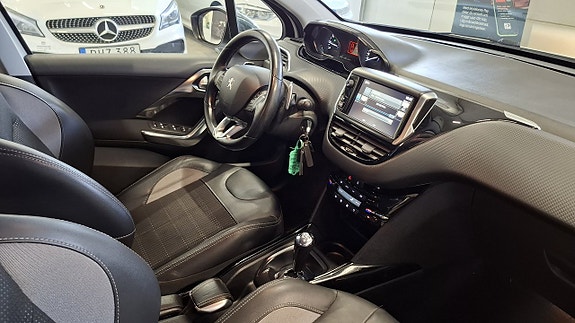 Peugeot 2008 11 of 23