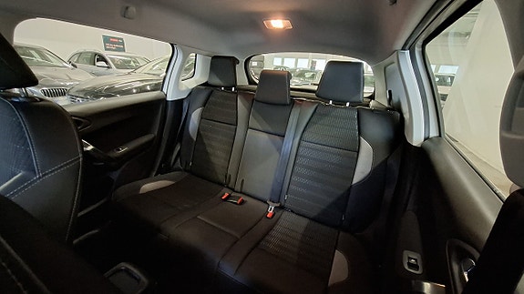 Peugeot 2008 15 of 23