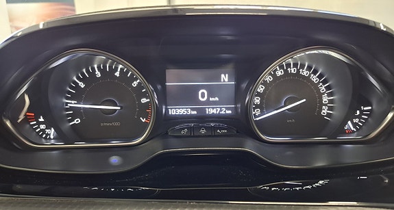 Peugeot 2008 18 of 23