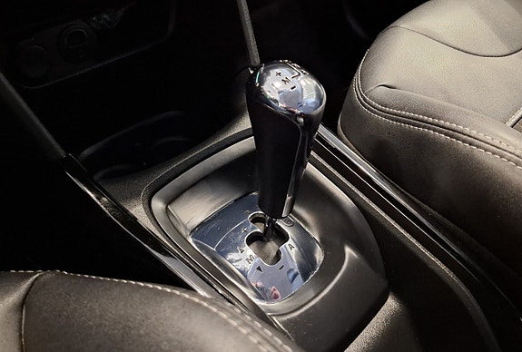 Peugeot 2008 19 of 23