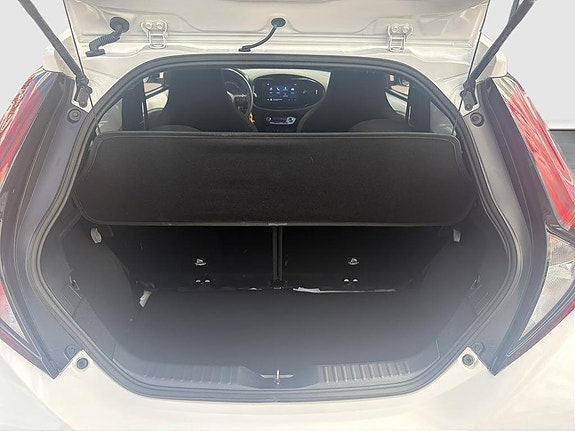 Toyota Aygo X 11 of 16