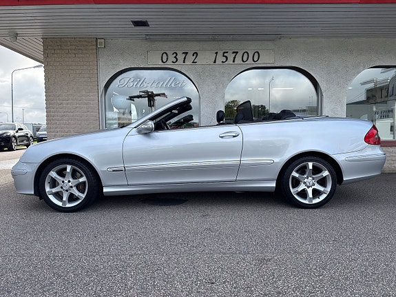 Mercedes-Benz CLK200 2 of 5