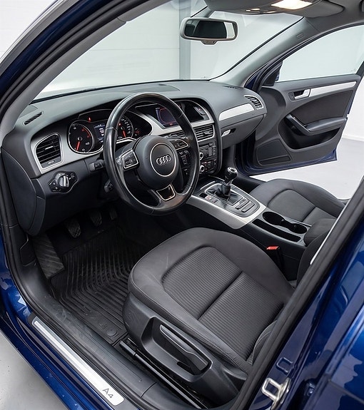 Audi A4 5 of 5