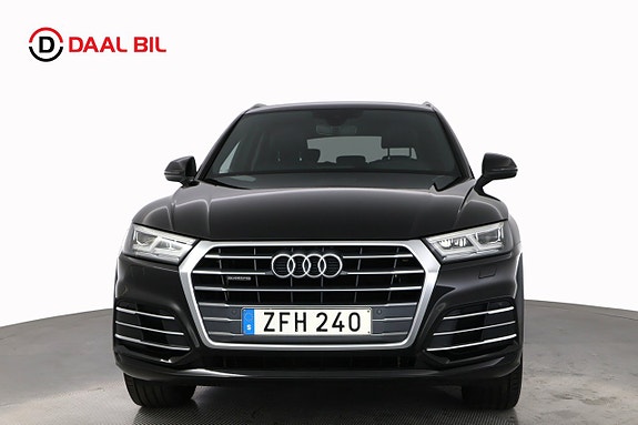 Audi Q5 2 of 5